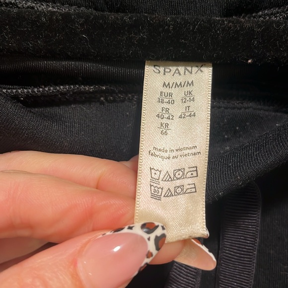 Spanx Air Essentials Pants black Medium M - Picture 10 of 15